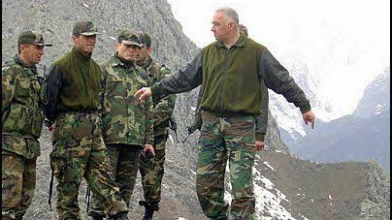 Onur Dirik Kimdir Babası Kimdir Onur Dirik Asker Miydi, Rütbeleri Neden Söküldü (2)