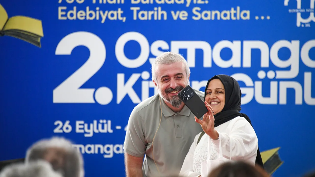 Osmangazi Kitap Günleri’nde Yazarlar Okurlarla Buluştu (2)