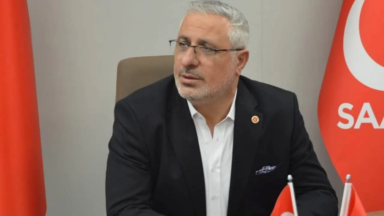 Saadet Partili Ahmet Yıldız'dan Azerbaycan'a Başörtüsü Çağrısı “Hiçbir Çocuk Ayrımcılığa Uğramamalı”