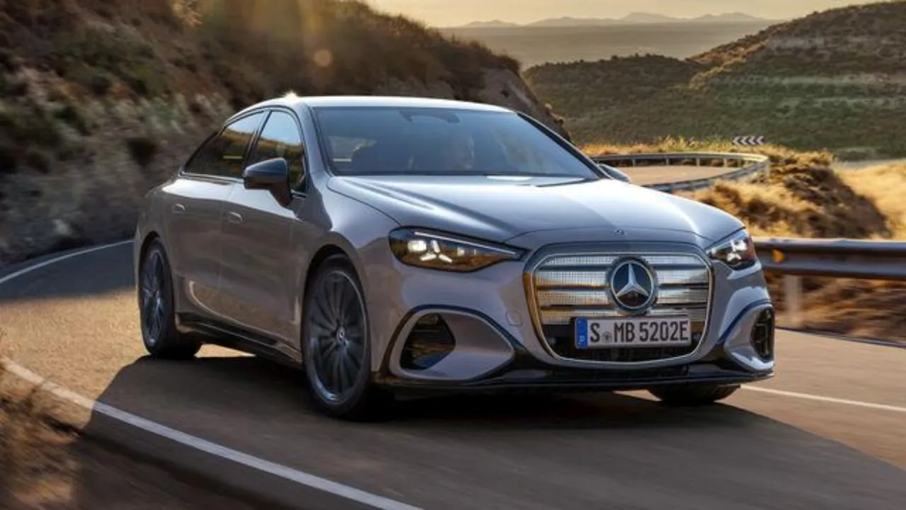Şenol Bayrak Kimdir, Nereli, Kaç Yaşında Dedesi Işçi Gitti, Torunu Mercedes Benz Türkiye'ye Ceo Oldu (2)