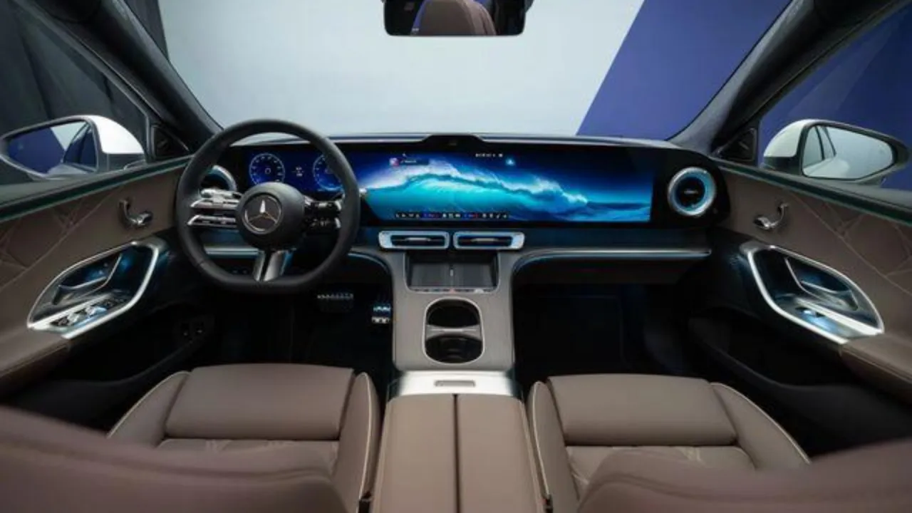 Şenol Bayrak Kimdir, Nereli, Kaç Yaşında Dedesi Işçi Gitti, Torunu Mercedes Benz Türkiye'ye Ceo Oldu (3)