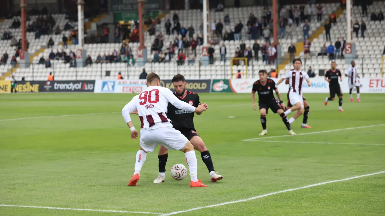 Trendyol 1. Lig Bandırmaspor Sivasspor Maç Özeti (3)
