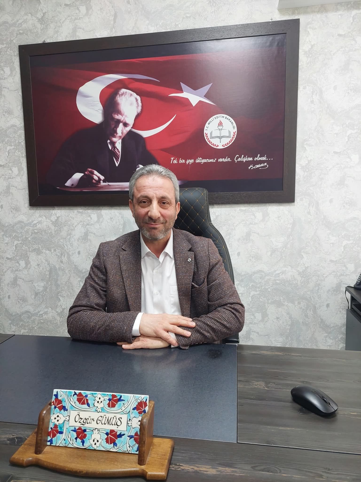 Türk Eğitim Sen İnegöl Temsilciliği, Ikili Eğitim Yapan Ilkokullarda Ders Sürelerinin 40 Dakikadan 35 Dakikaya Indirilmesi Kararını Memnuniyetle Karşıladı.