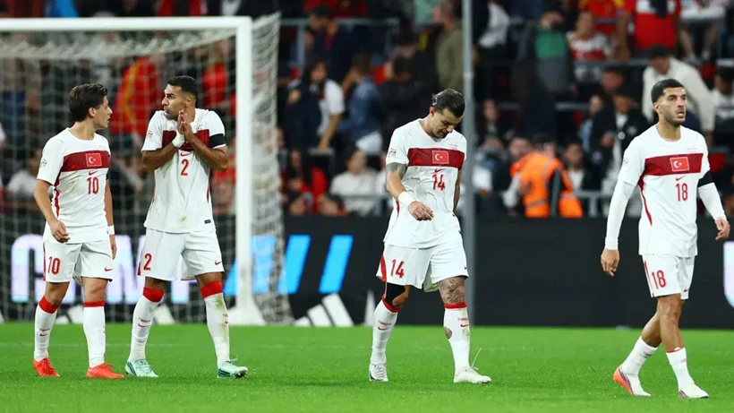 Ümit Özat, 'Yüzde 100' Diyerek Montella'nın Yeni Adresini Işaret Etti! (4)