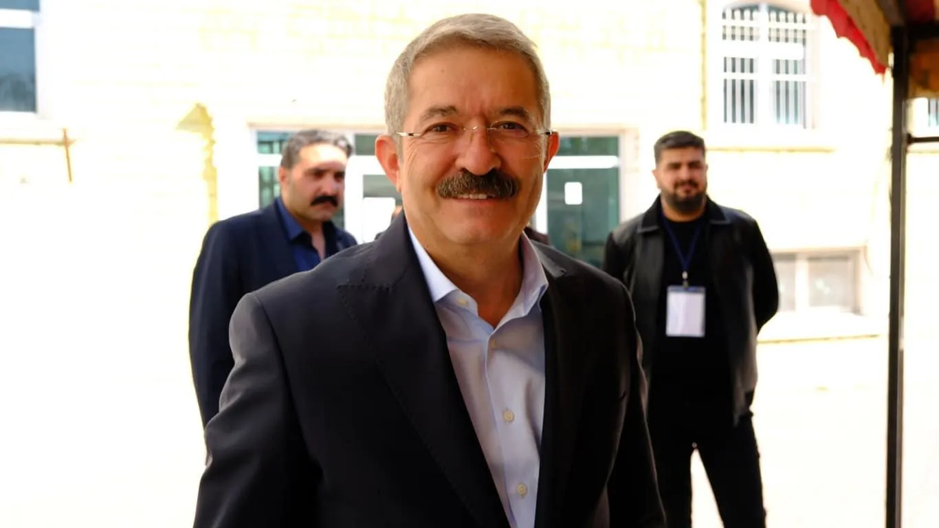 Van Tsoda Secim Heyecani Sona Erdi Iste Sandiktan Cikan Yeni Baskan 4.Jpg