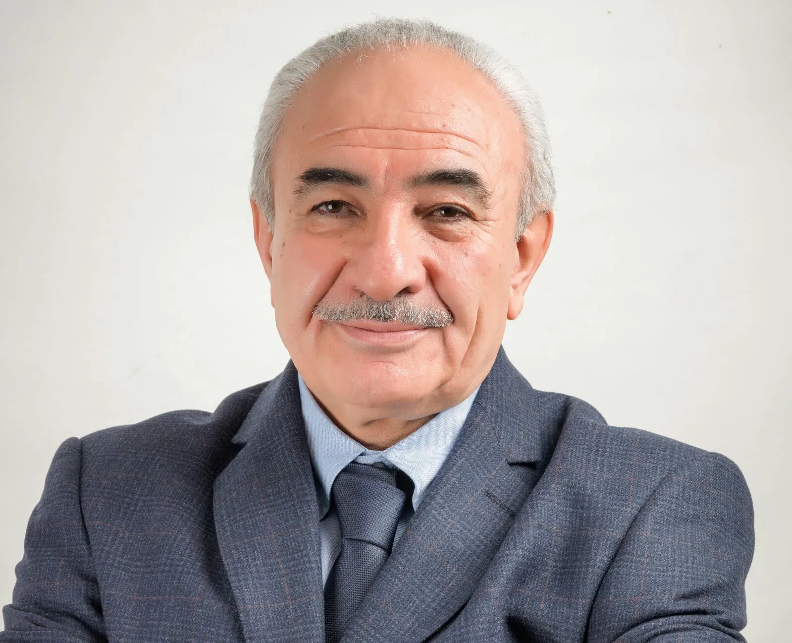 Vehbi Vakkasoğlu Kimdir, Nereli, Kaç Yaşında İşte Ünlü Yazarın Hayatı Ve Kitapları (2)