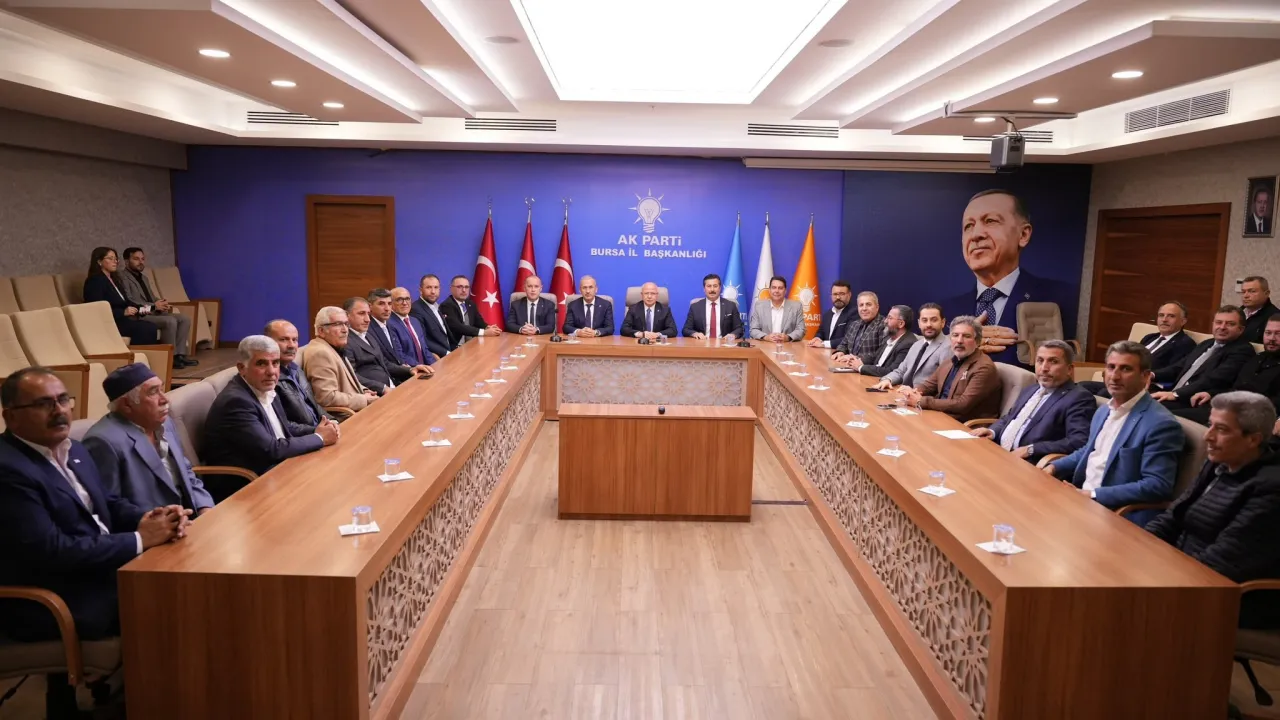Yenişehir’de Iki Belediye Meclis Üyesi Ak Parti’ye Katıldı (1)