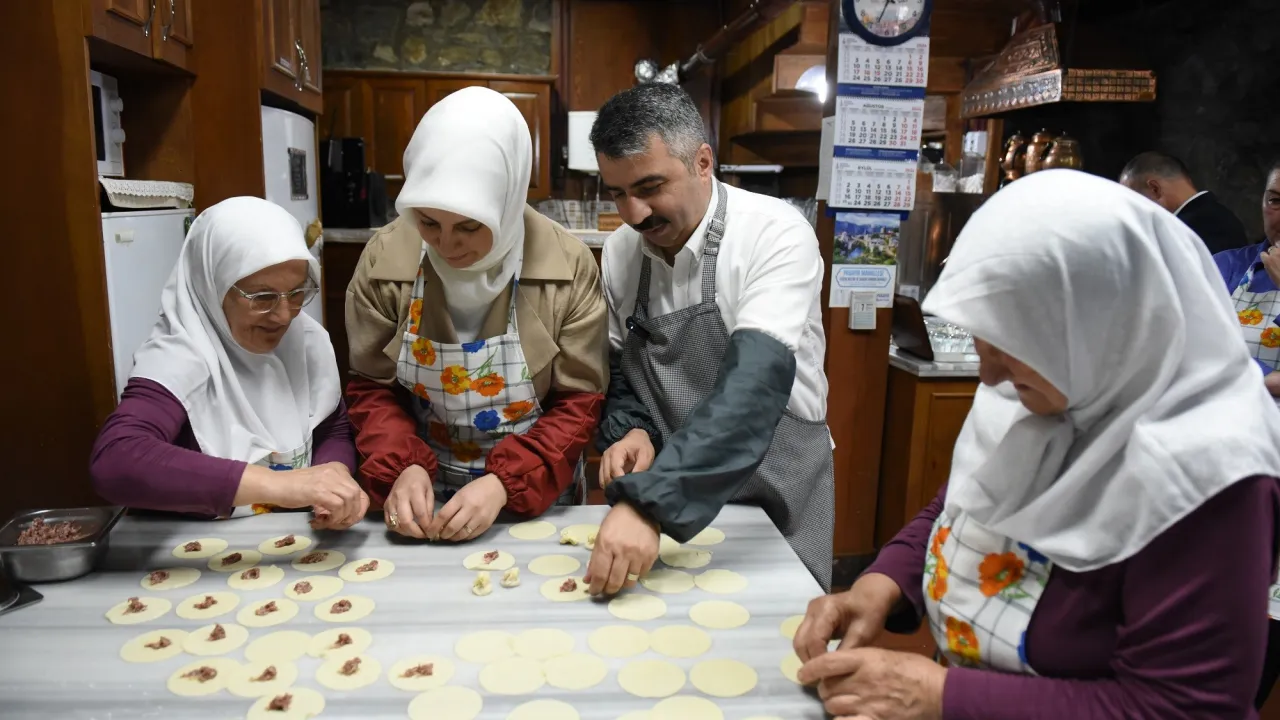 Yıldırım’da Kadın Girişimcilere Kooperatiften Pazarlamaya Kapsamlı Destek (3)
